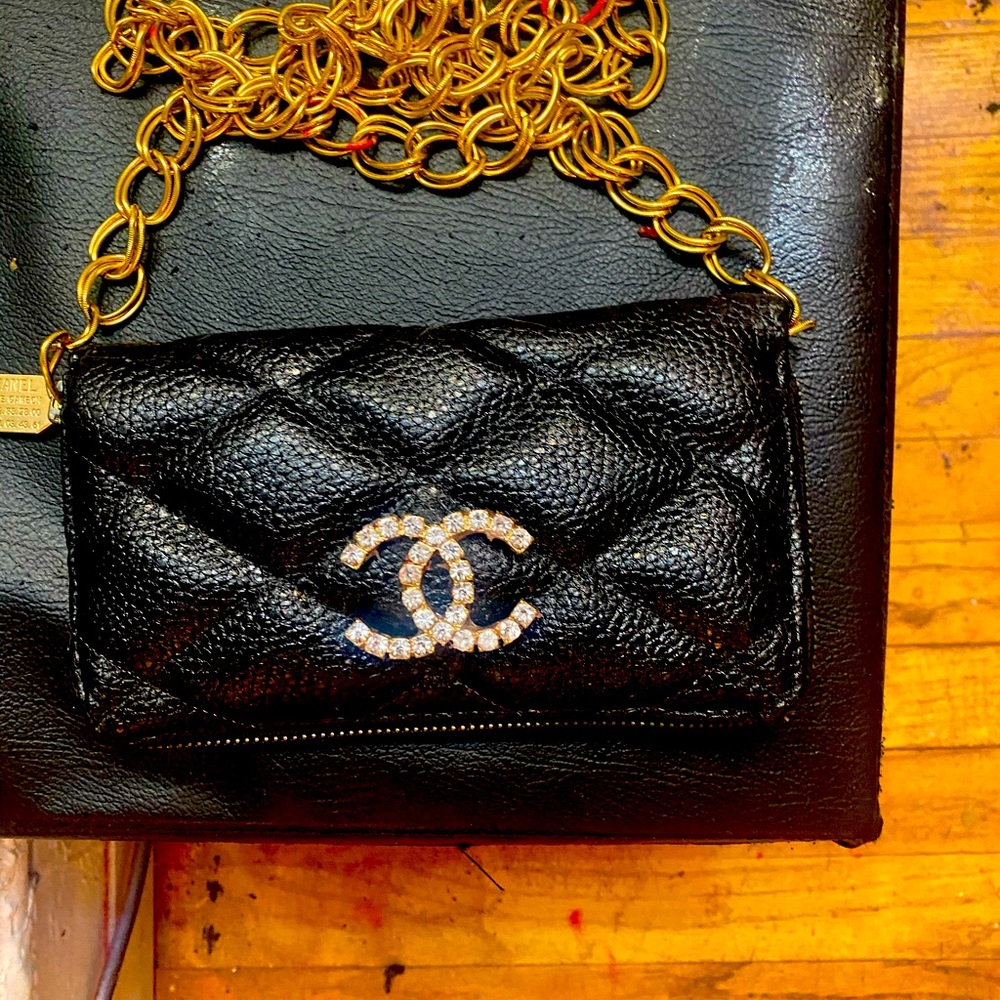 Chanel matelasse quilted bifold purse